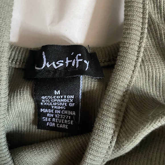 Justify Green Ruched Cropped Tank Top - Picture 2 of 4